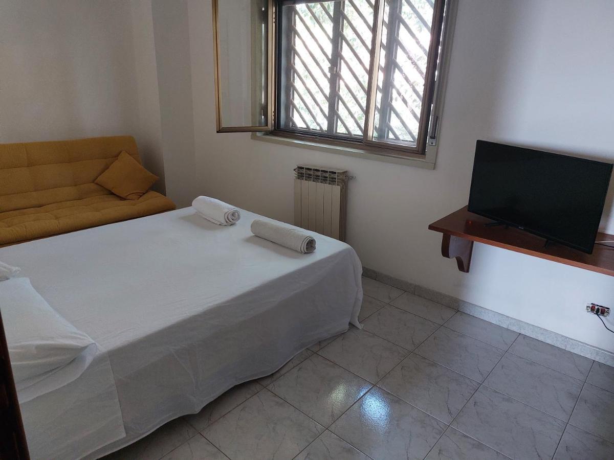 Appartamento Casa Arrigo Catania Esterno foto