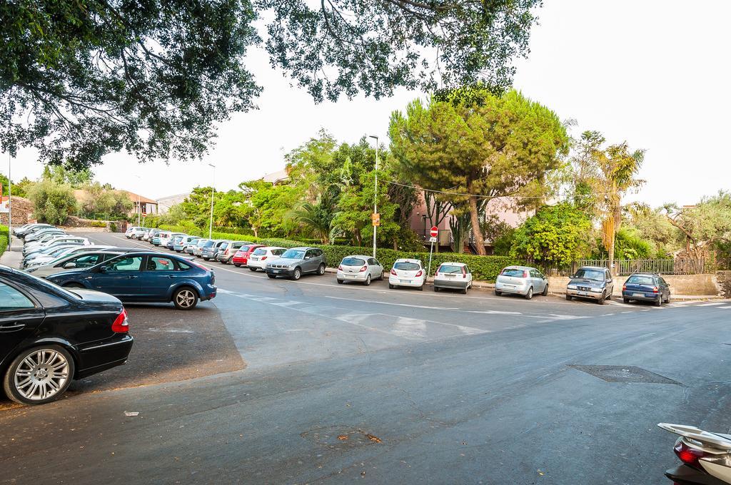 Appartamento Casa Arrigo Catania Esterno foto